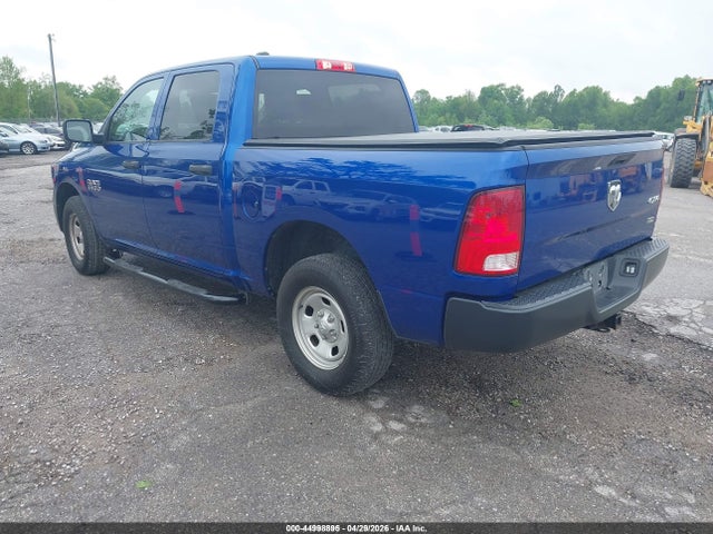 44998895 :رقم المزاد ، 1C6RR7KG8JS306666 vin ، 2018 Ram 1500 Tradesman  4x4 5'7 Box مزاد بيع