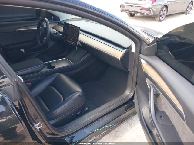 Продажа на аукционе авто 2022 Tesla Model 3 Long Range Dual Motor All-wheel Drive, vin: 5YJ3E1EB8NF327270, номер лота: 44998897