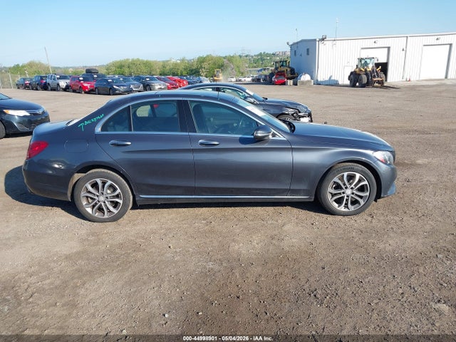 55SWF4KB1GU161157 Mercedes-Benz C 300 4matic