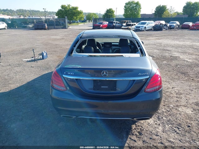 55SWF4KB1GU161157 Mercedes-Benz C 300 4matic