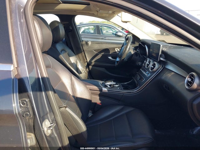 55SWF4KB1GU161157 Mercedes-Benz C 300 4matic