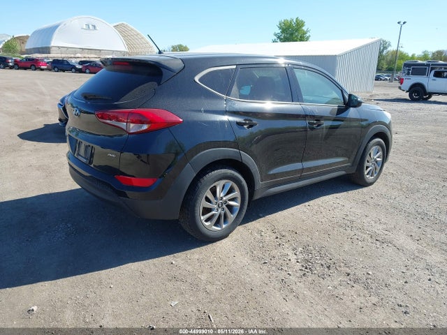 Hyundai TUCSON SE 2018 KM8J2CA46JU719390 Image 4