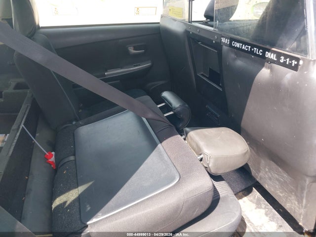 2016 Toyota Prius V Two მანქანა იყიდება აუქციონზე, vin: JTDZN3EU3GJ050448, აუქციონის ნომერი: 44999013