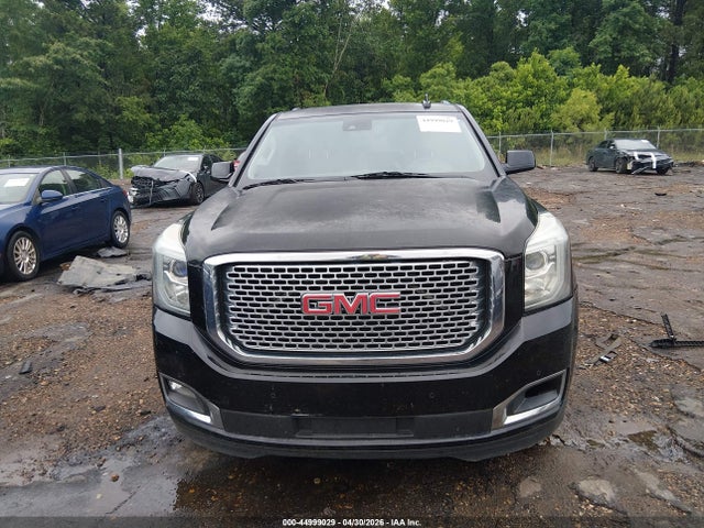 2015 Gmc Yukon Xl 1500 Slt მანქანა იყიდება აუქციონზე, vin: 1GKS1HKC3FR595365, აუქციონის ნომერი: 44999029