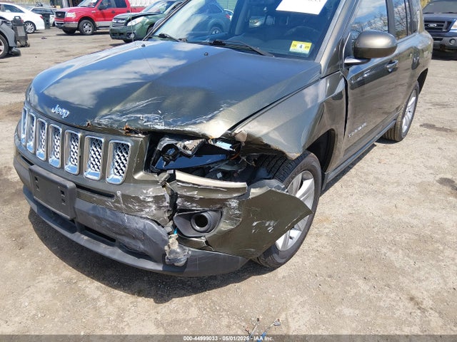 Продажа на аукционе авто 2016 Jeep Compass Latitude, vin: 1C4NJDEB5GD586556, номер лота: 44999033