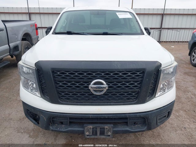 44999069 :رقم المزاد ، 1N6AA1R73JN549684 vin ، 2018 Nissan Titan S مزاد بيع