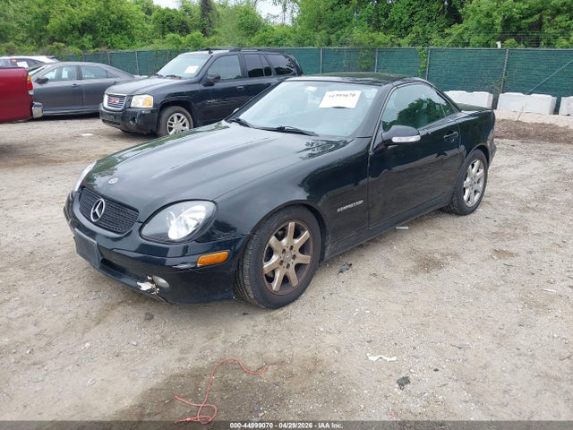 44999070 :رقم المزاد ، WDBKK49F52F248664 vin ، 2002 Mercedes-benz Slk 230 Kompressor مزاد بيع