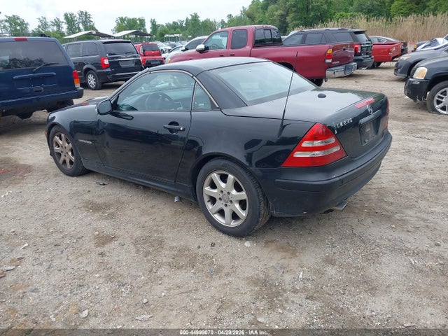 44999070 :رقم المزاد ، WDBKK49F52F248664 vin ، 2002 Mercedes-benz Slk 230 Kompressor مزاد بيع