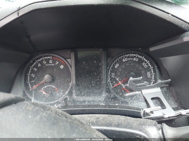 44999104 :رقم المزاد ، 3TYSZ5ANXNT094905 vin ، 2022 Toyota Tacoma Sr V6 مزاد بيع