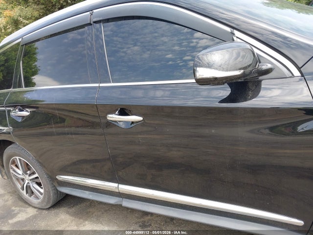 44999112 :رقم المزاد ، 5N1DL0MMXKC500945 vin ، 2019 Infiniti Qx60 Luxe مزاد بيع