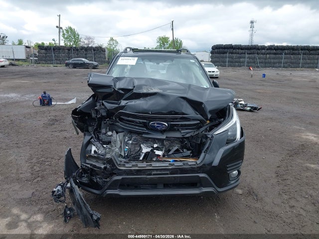 JF2SKADC0PH422215 Subaru Forester Premium