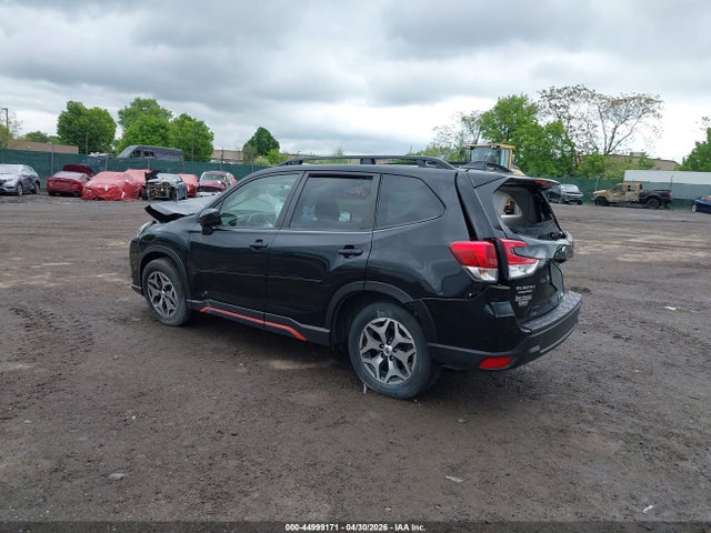 JF2SKADC0PH422215 Subaru Forester Premium