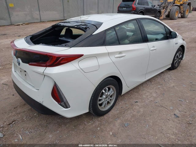 2018 Toyota Prius Prime Plus მანქანა იყიდება აუქციონზე, vin: JTDKARFP9J3085015, აუქციონის ნომერი: 44999182