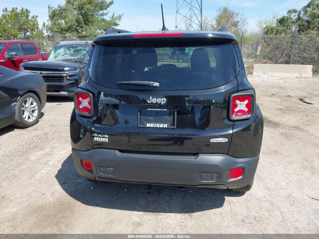 2015 Jeep Renegade Latitude მანქანა იყიდება აუქციონზე, vin: ZACCJBBT0FPC43467, აუქციონის ნომერი: 44999200