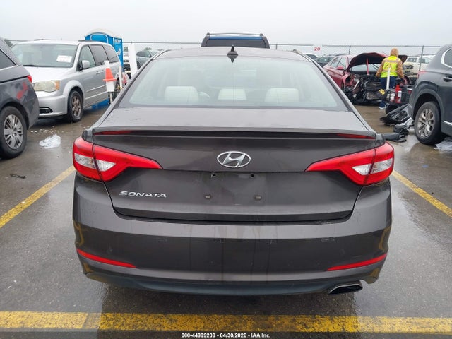 44999209 :رقم المزاد ، 5NPE24AF4FH146228 vin ، 2015 Hyundai Sonata Se مزاد بيع