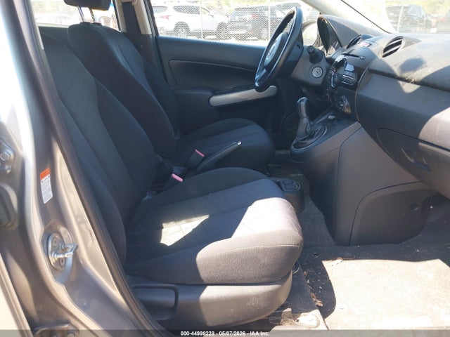 2011 Mazda Mazda2 Sport მანქანა იყიდება აუქციონზე, vin: JM1DE1HZ6B0107987, აუქციონის ნომერი: 44999228