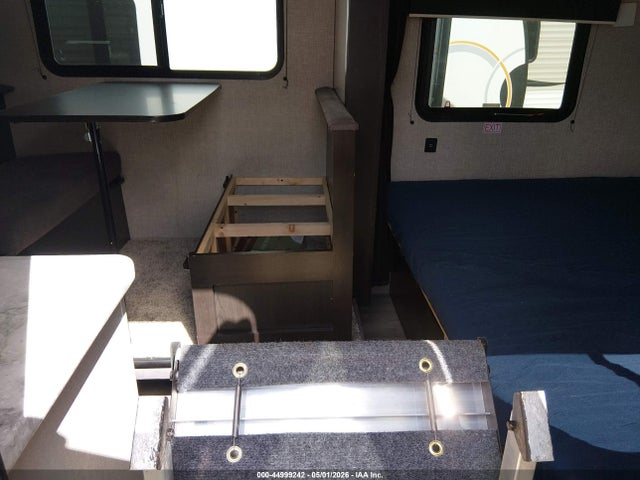 2023 Jayco Jayco მანქანა იყიდება აუქციონზე, vin: 1UJBC0AJ0P17B0071, აუქციონის ნომერი: 44999242