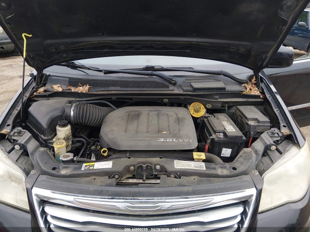 2014 Chrysler Town & Country Touring მანქანა იყიდება აუქციონზე, vin: 2C4RC1BG9ER216098, აუქციონის ნომერი: 44999259