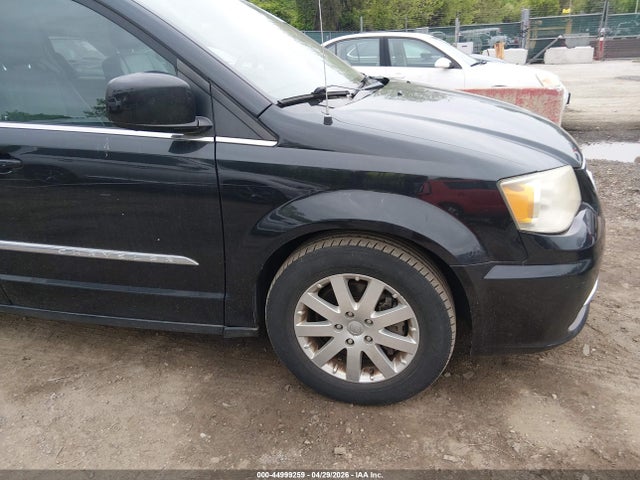 2014 Chrysler Town & Country Touring მანქანა იყიდება აუქციონზე, vin: 2C4RC1BG9ER216098, აუქციონის ნომერი: 44999259