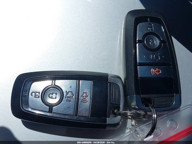3FA6P0UUXJR271352 Ford Fusion Hybrid S