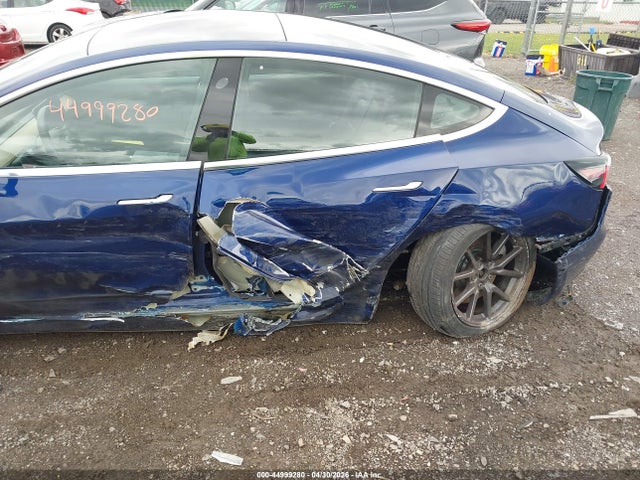 Tesla Model 3 Long Range/performance 2018 5YJ3E1EB3JF105083 Image 6