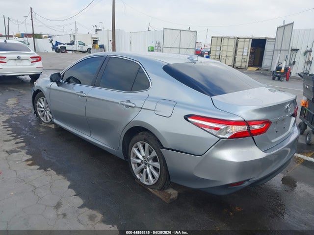 4T1B11HK1KU268337 Toyota CAMRY LE