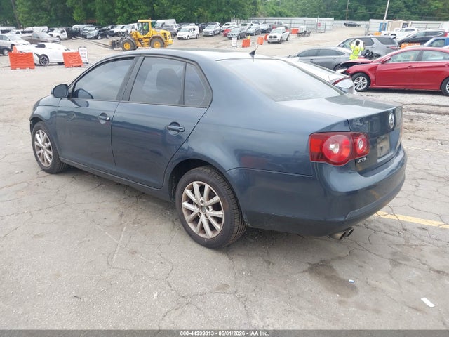 Продаж на аукціоні авто 2010 Volkswagen Jetta Limited Edition, vin: 3VWRX7AJ8AM149786, номер лоту: 44999313