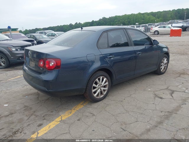Продаж на аукціоні авто 2010 Volkswagen Jetta Limited Edition, vin: 3VWRX7AJ8AM149786, номер лоту: 44999313