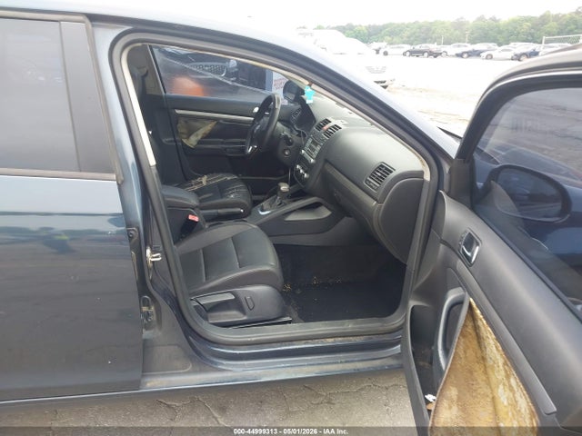 Продаж на аукціоні авто 2010 Volkswagen Jetta Limited Edition, vin: 3VWRX7AJ8AM149786, номер лоту: 44999313