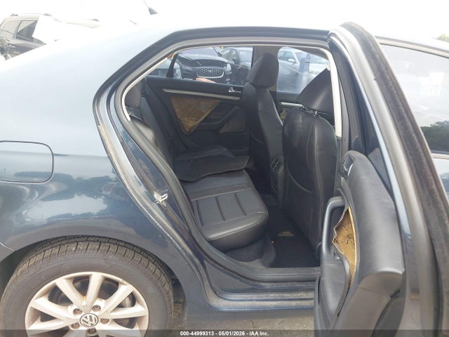 Продаж на аукціоні авто 2010 Volkswagen Jetta Limited Edition, vin: 3VWRX7AJ8AM149786, номер лоту: 44999313