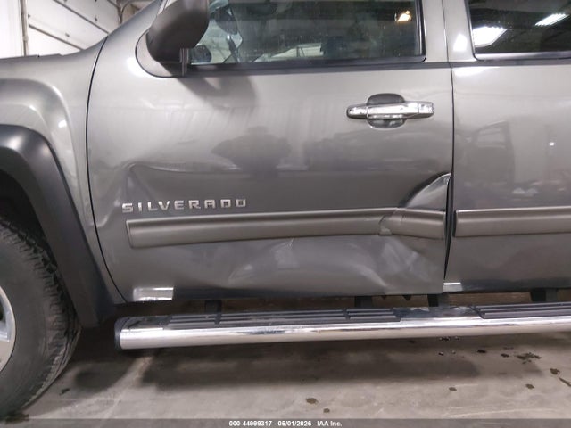 44999317 :رقم المزاد ، 1GCRKSE37BZ120277 vin ، 2011 Chevrolet Silverado 1500 Lt مزاد بيع