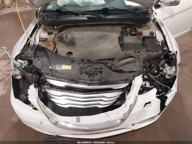 Продаж на аукціоні авто 2013 Chrysler 200 Limited, vin: 1C3BCBFG7DN522282, номер лоту: 44999318