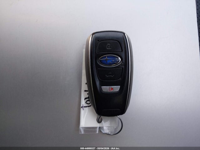 44999327 :رقم المزاد ، 4S4BSANC6H3253745 vin ، 2017 Subaru Outback 2.5i Limited مزاد بيع