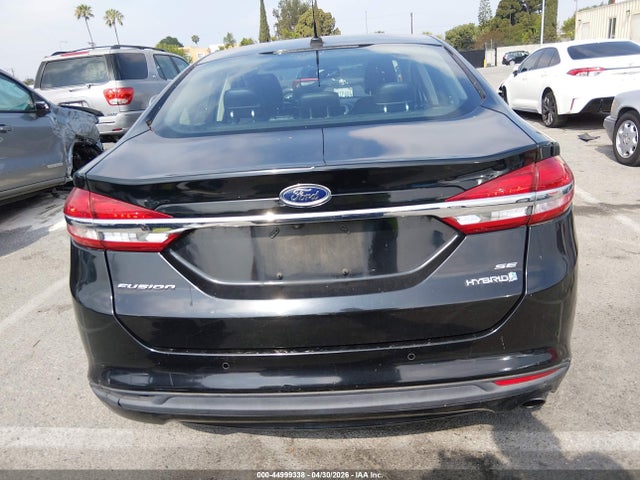 44999338 :رقم المزاد ، 3FA6P0LU6HR149437 vin ، 2017 Ford Fusion Hybrid Se مزاد بيع