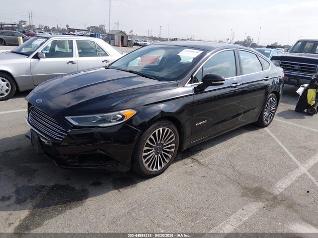 44999338 :رقم المزاد ، 3FA6P0LU6HR149437 vin ، 2017 Ford Fusion Hybrid Se مزاد بيع