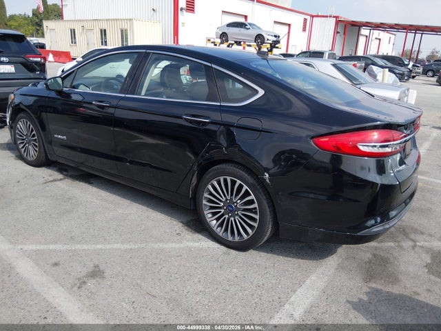 44999338 :رقم المزاد ، 3FA6P0LU6HR149437 vin ، 2017 Ford Fusion Hybrid Se مزاد بيع