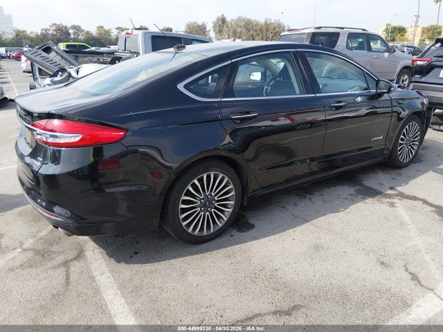 44999338 :رقم المزاد ، 3FA6P0LU6HR149437 vin ، 2017 Ford Fusion Hybrid Se مزاد بيع