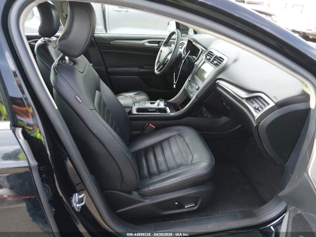 44999338 :رقم المزاد ، 3FA6P0LU6HR149437 vin ، 2017 Ford Fusion Hybrid Se مزاد بيع