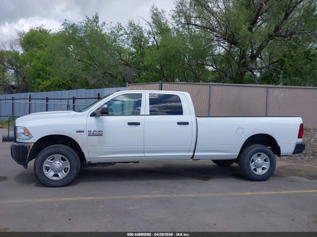 3C63R3GT1JG383696 RAM 3500 Tradesman 4x4 8&#039; Box