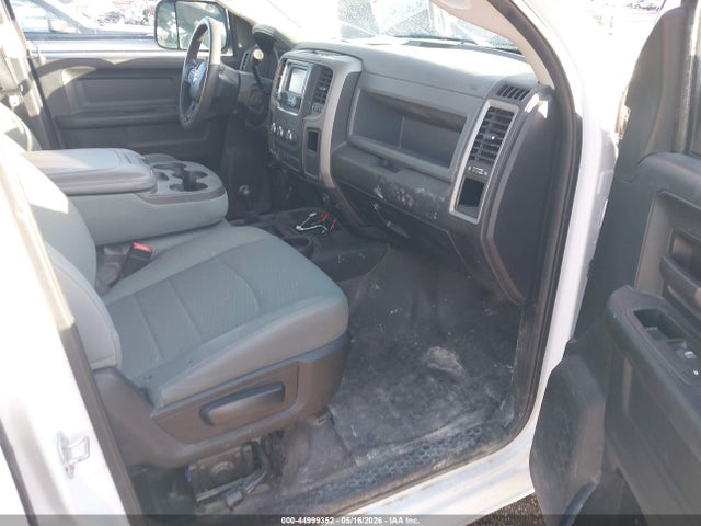 3C63R3GT1JG383696 RAM 3500 Tradesman 4x4 8&#039; Box