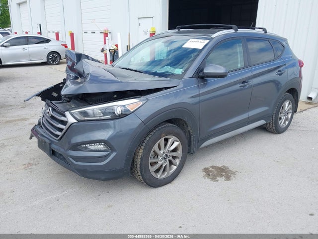 Продажа на аукционе авто 2017 Hyundai Tucson Se, vin: KM8J33A46HU413992, номер лота: 44999369