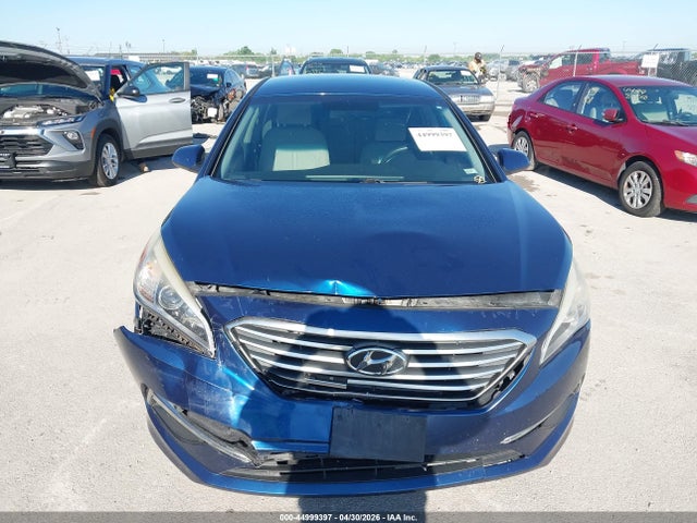 2015 Hyundai Sonata Se მანქანა იყიდება აუქციონზე, vin: 5NPE24AF7FH121615, აუქციონის ნომერი: 44999397