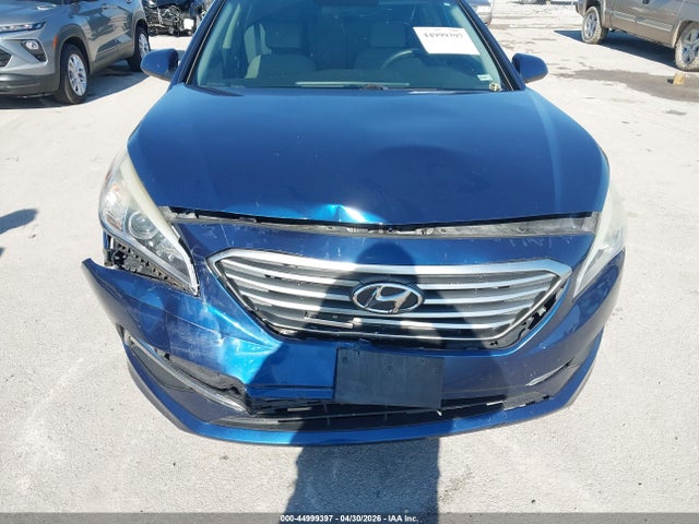 2015 Hyundai Sonata Se მანქანა იყიდება აუქციონზე, vin: 5NPE24AF7FH121615, აუქციონის ნომერი: 44999397