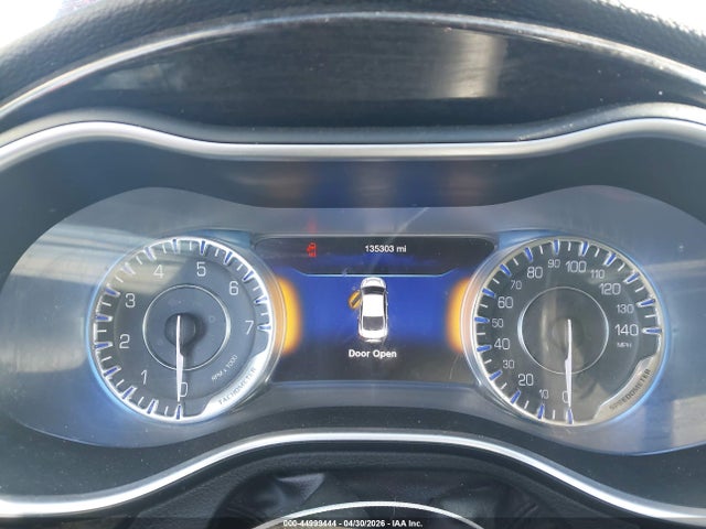 Продаж на аукціоні авто 2015 Chrysler 200 C, vin: 1C3CCCCG4FN517221, номер лоту: 44999444