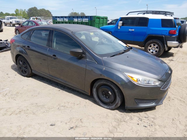 44999458 :رقم المزاد ، 1FADP3E27JL220556 vin ، 2018 Ford Focus S مزاد بيع