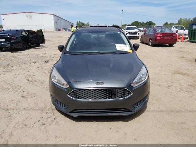 44999458 :رقم المزاد ، 1FADP3E27JL220556 vin ، 2018 Ford Focus S مزاد بيع