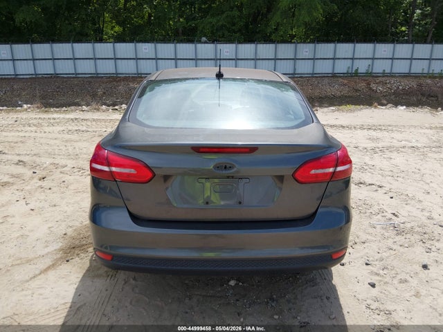 44999458 :رقم المزاد ، 1FADP3E27JL220556 vin ، 2018 Ford Focus S مزاد بيع