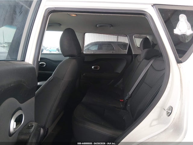 44999508 :رقم المزاد ، KNDJN2A21E7008186 vin ، 2014 Kia Soul مزاد بيع