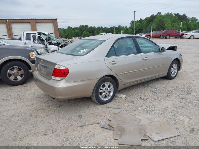 44999509 :رقم المزاد ، 4T1BE32K25U559829 vin ، 2005 Toyota Camry Le مزاد بيع