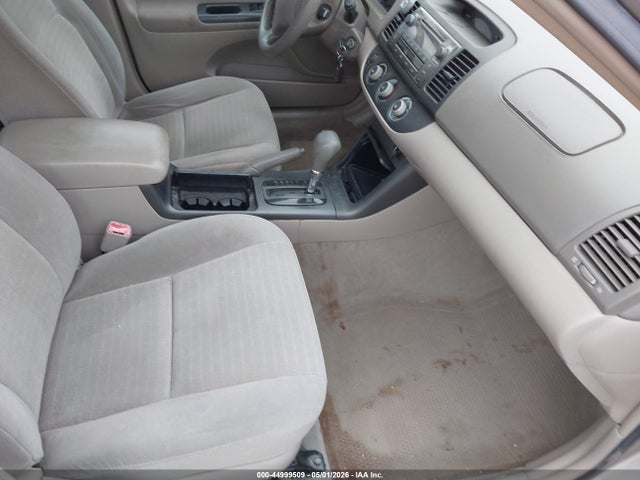44999509 :رقم المزاد ، 4T1BE32K25U559829 vin ، 2005 Toyota Camry Le مزاد بيع